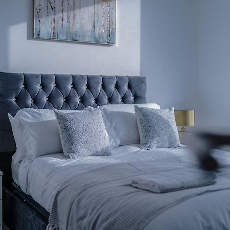 Stunning 2-Bed Premium Apartment - Free Wi-Fi Preston  Eksteriør billede