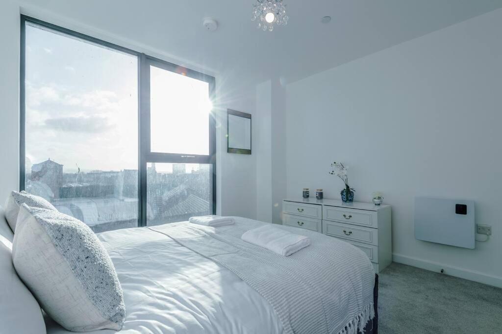 Stunning 2-Bed Premium Apartment - Free Wi-Fi Preston  Eksteriør billede