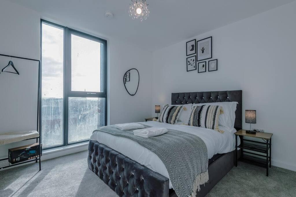 Stunning 2-Bed Premium Apartment - Free Wi-Fi Preston  Eksteriør billede