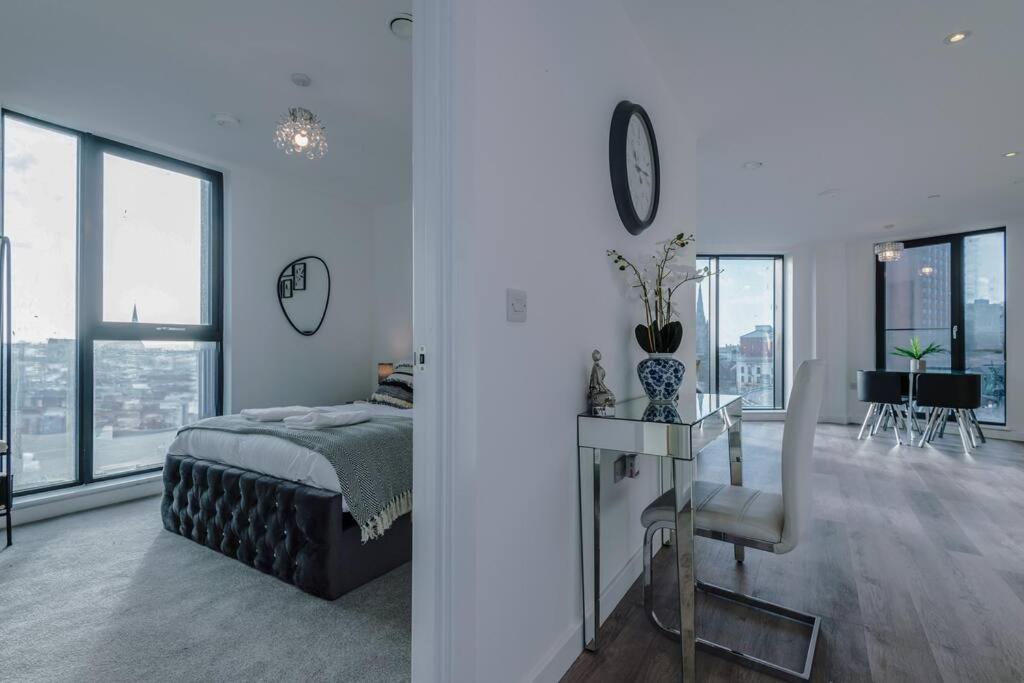Stunning 2-Bed Premium Apartment - Free Wi-Fi Preston  Eksteriør billede